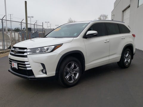 2019 Toyota Highlander Limited in Waukegan, IL - Classic Dealer Group