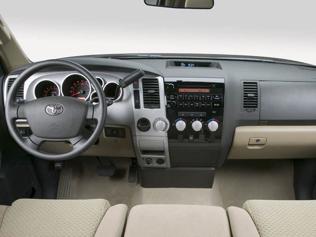 2008 Toyota Tundra 4WD Truck Reg 4.7L V8 5-Spd AT (Natl)