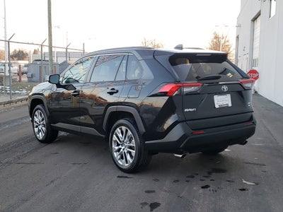 2023 Toyota RAV4 XLE Premium