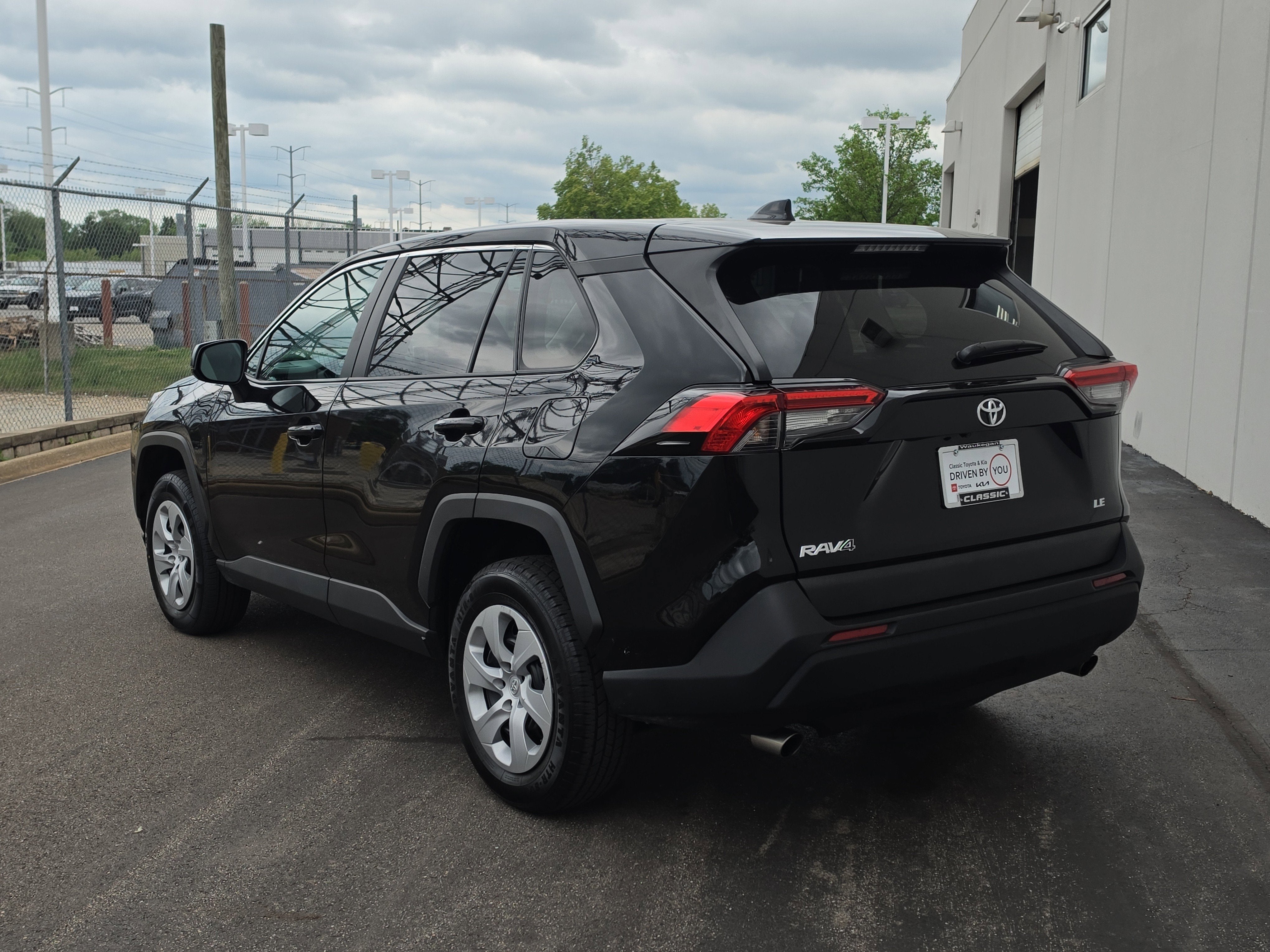 2024 Toyota RAV4 LE