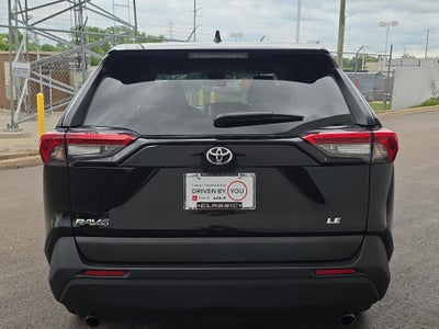 2024 Toyota RAV4 LE