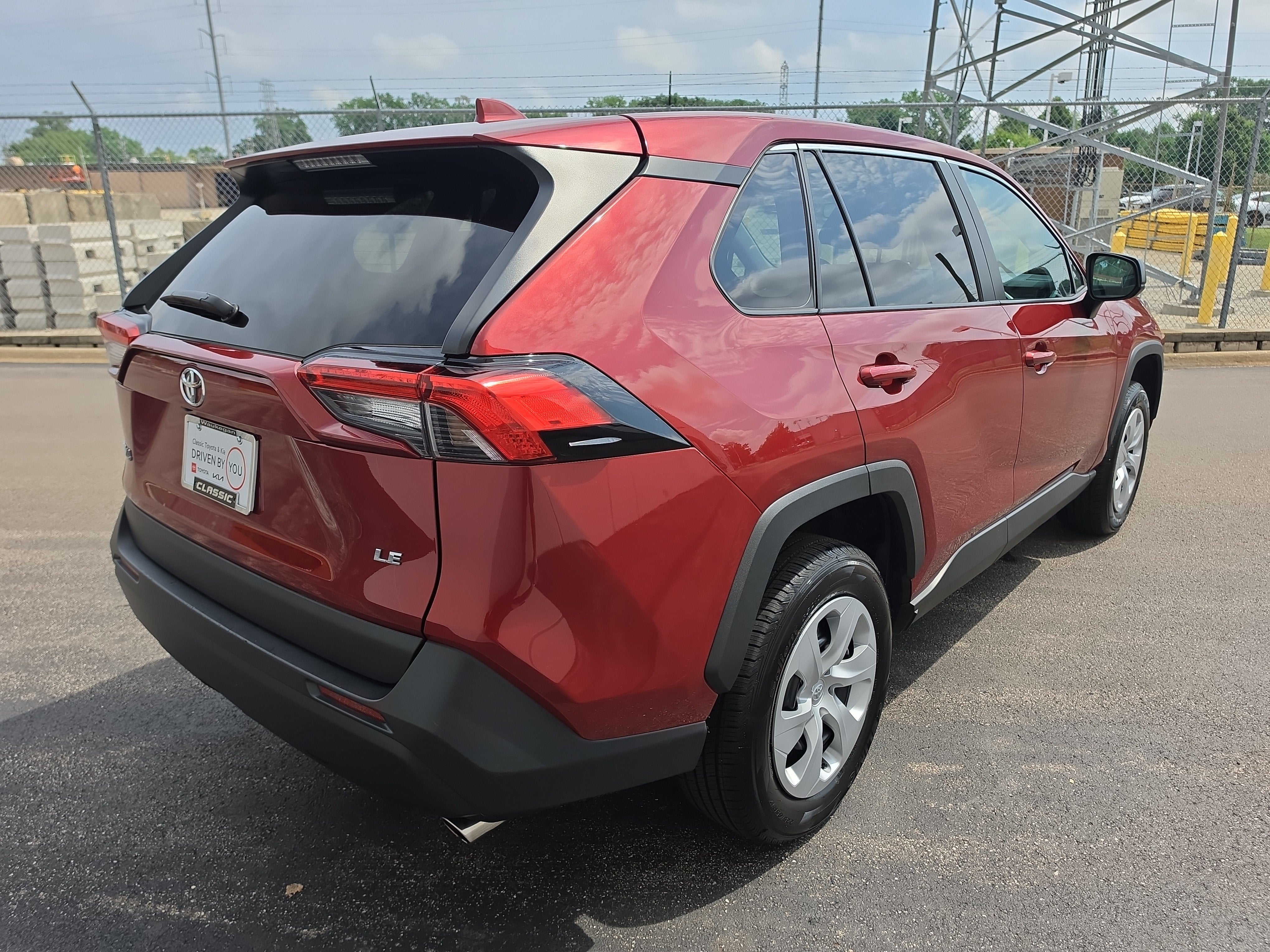 2025 Toyota RAV4 LE