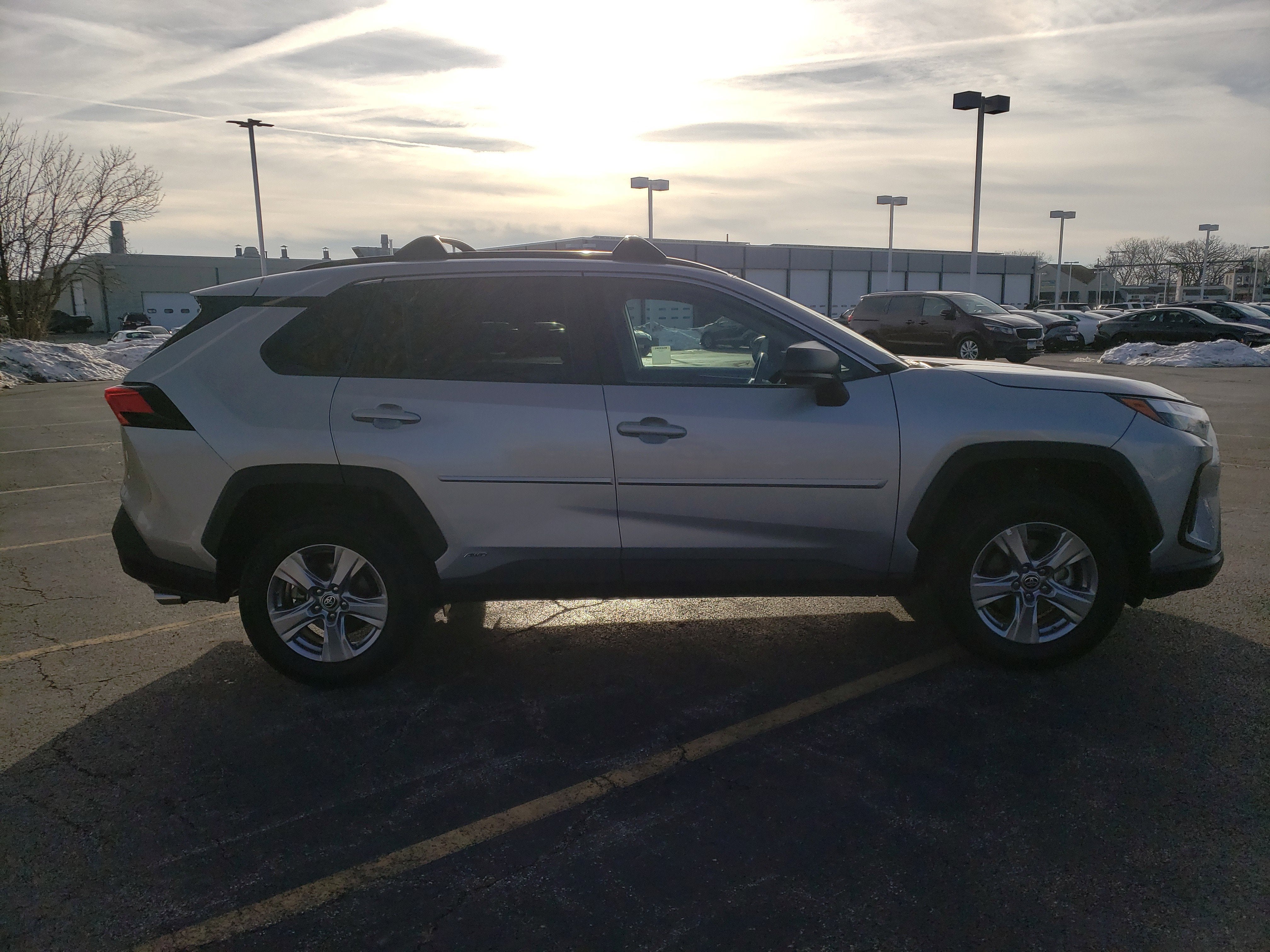 2024 Toyota RAV4 Hybrid LE