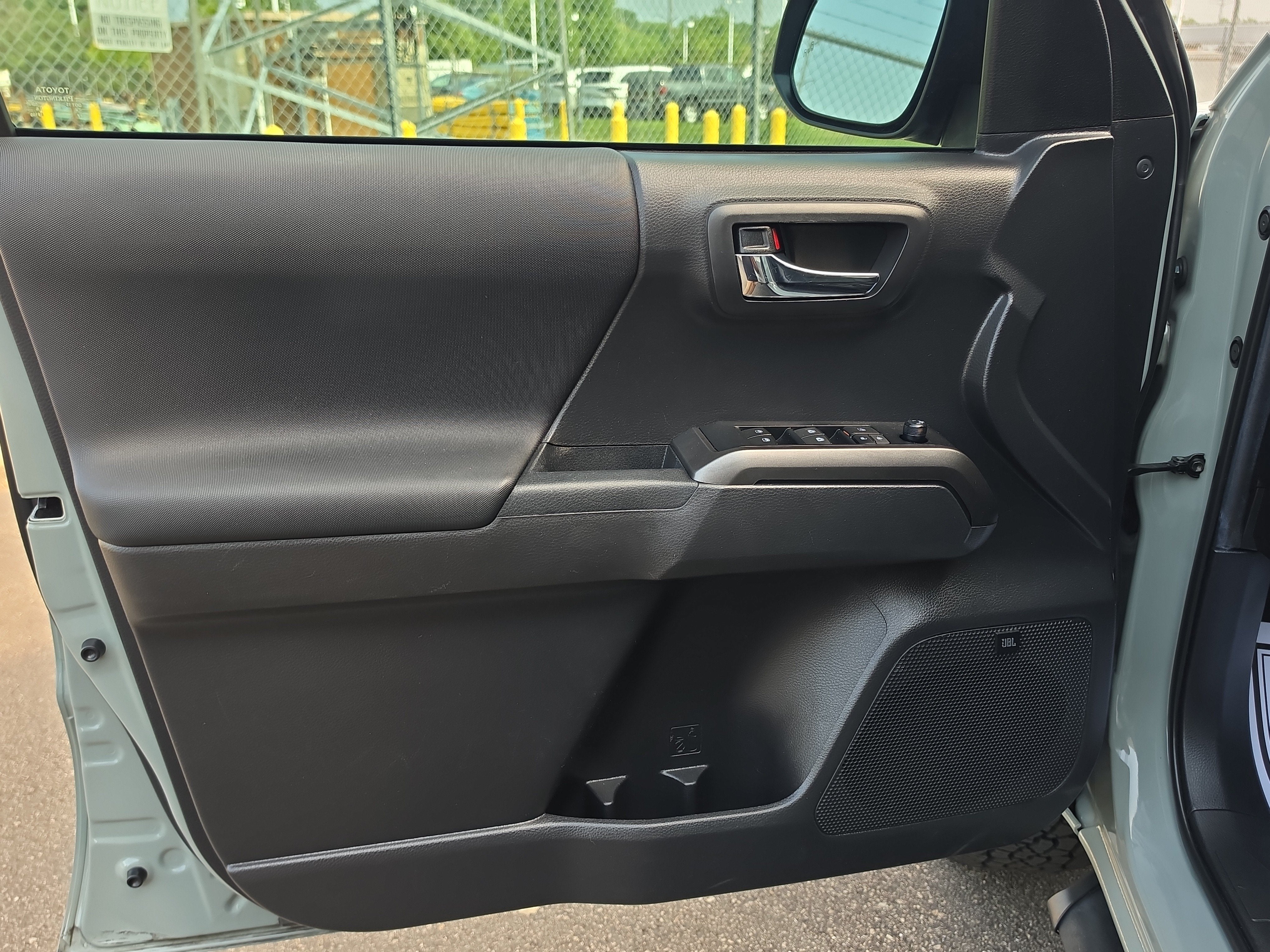 2022 Toyota Tacoma 4WD TRD Off Road