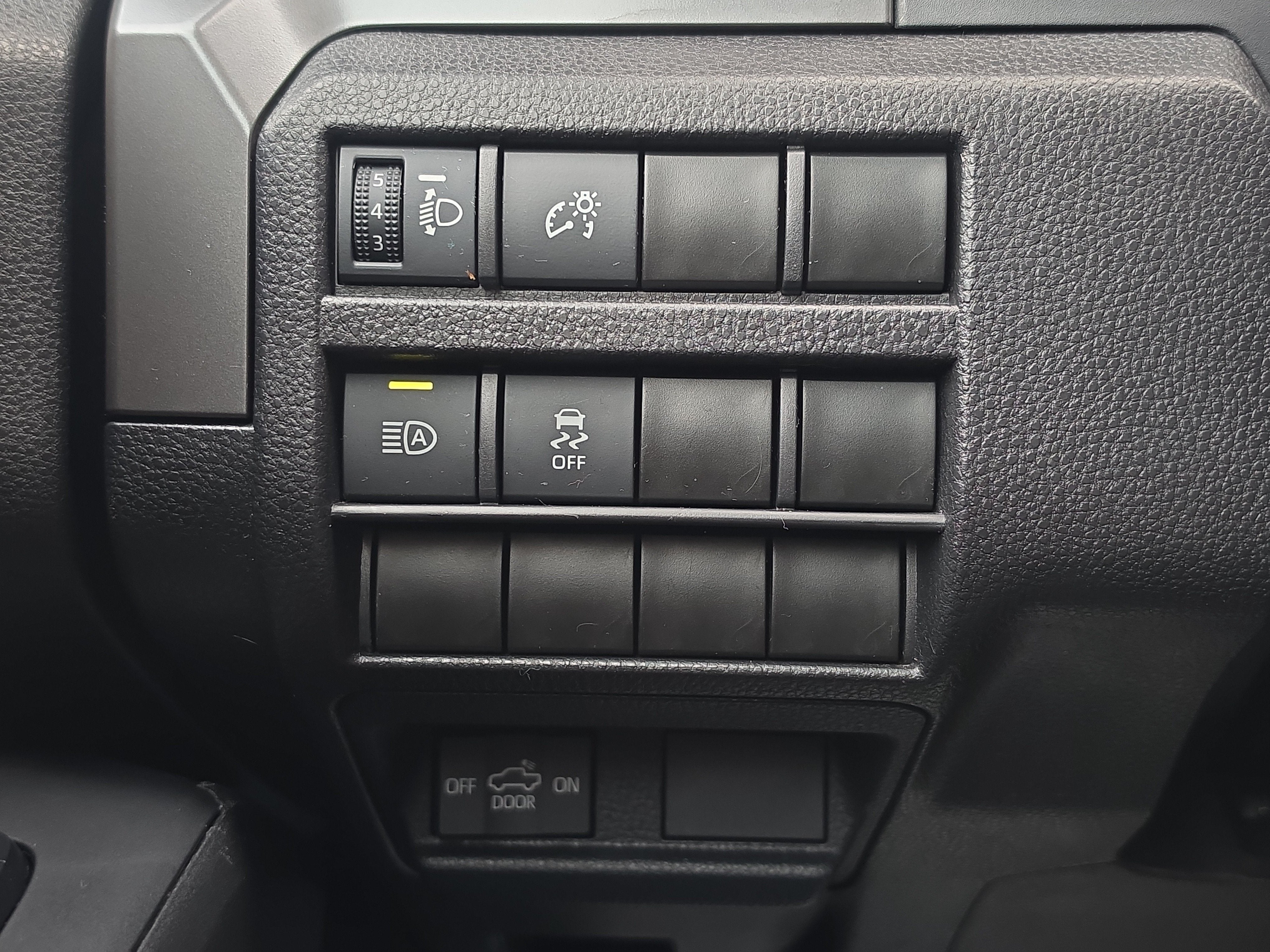 2024 Toyota Tacoma 4WD SR5