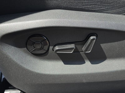 2025 Volkswagen Tiguan SE