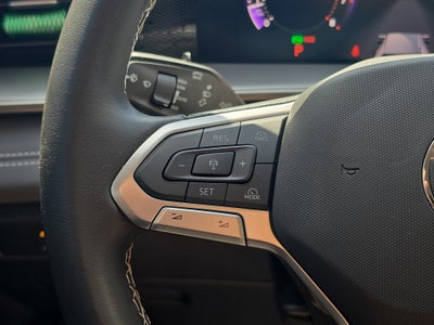 2025 Volkswagen Tiguan SE