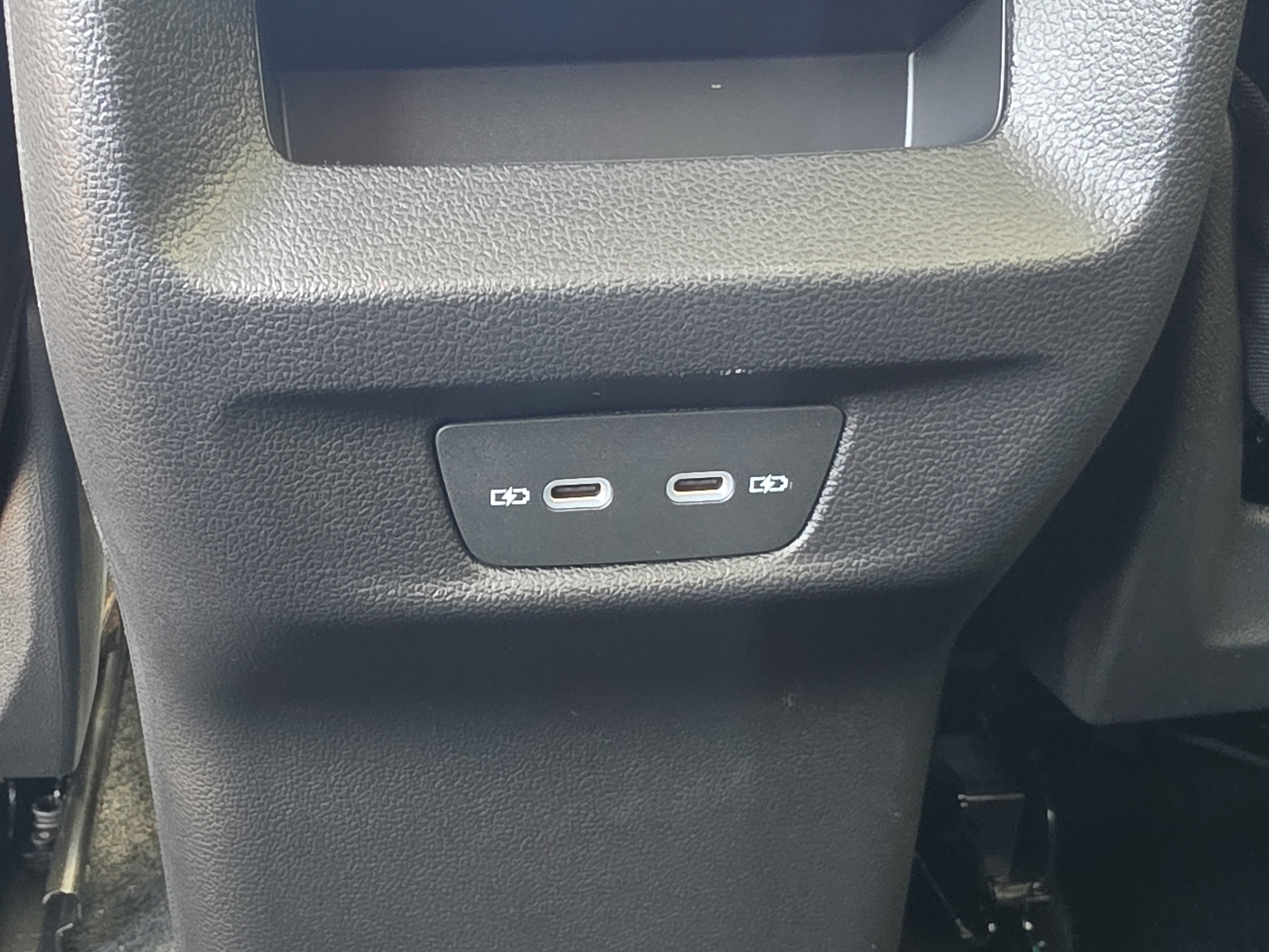 2025 Volkswagen Tiguan SE