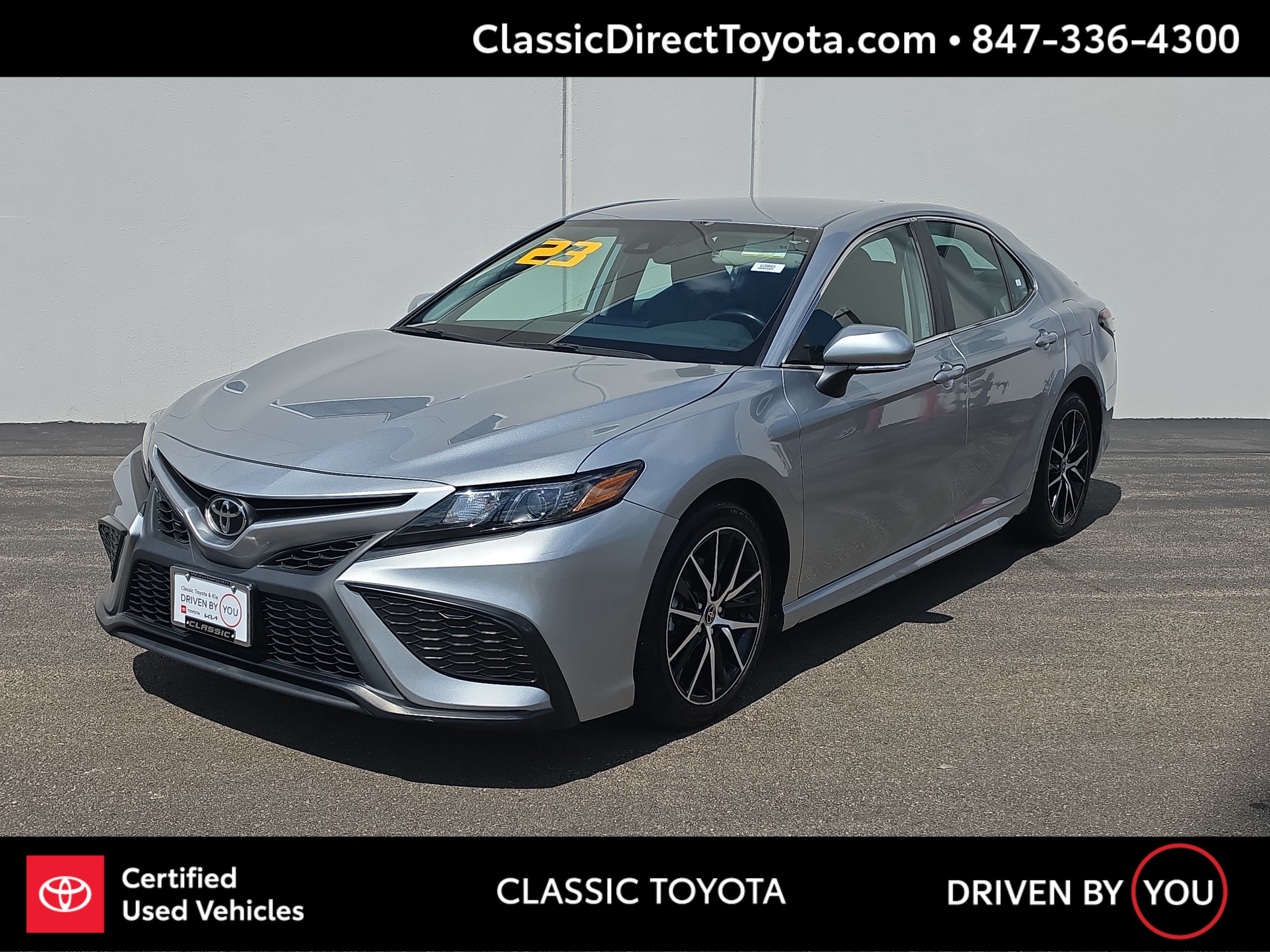 2023 Toyota Camry SE