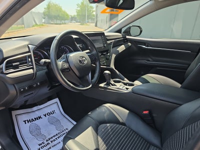 2023 Toyota Camry Hybrid SE Nightshade
