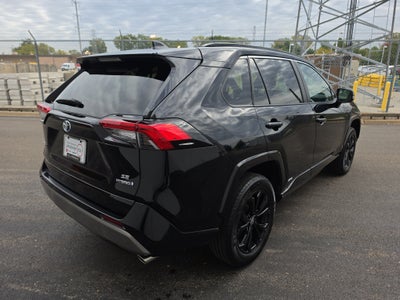2024 Toyota RAV4 Hybrid SE