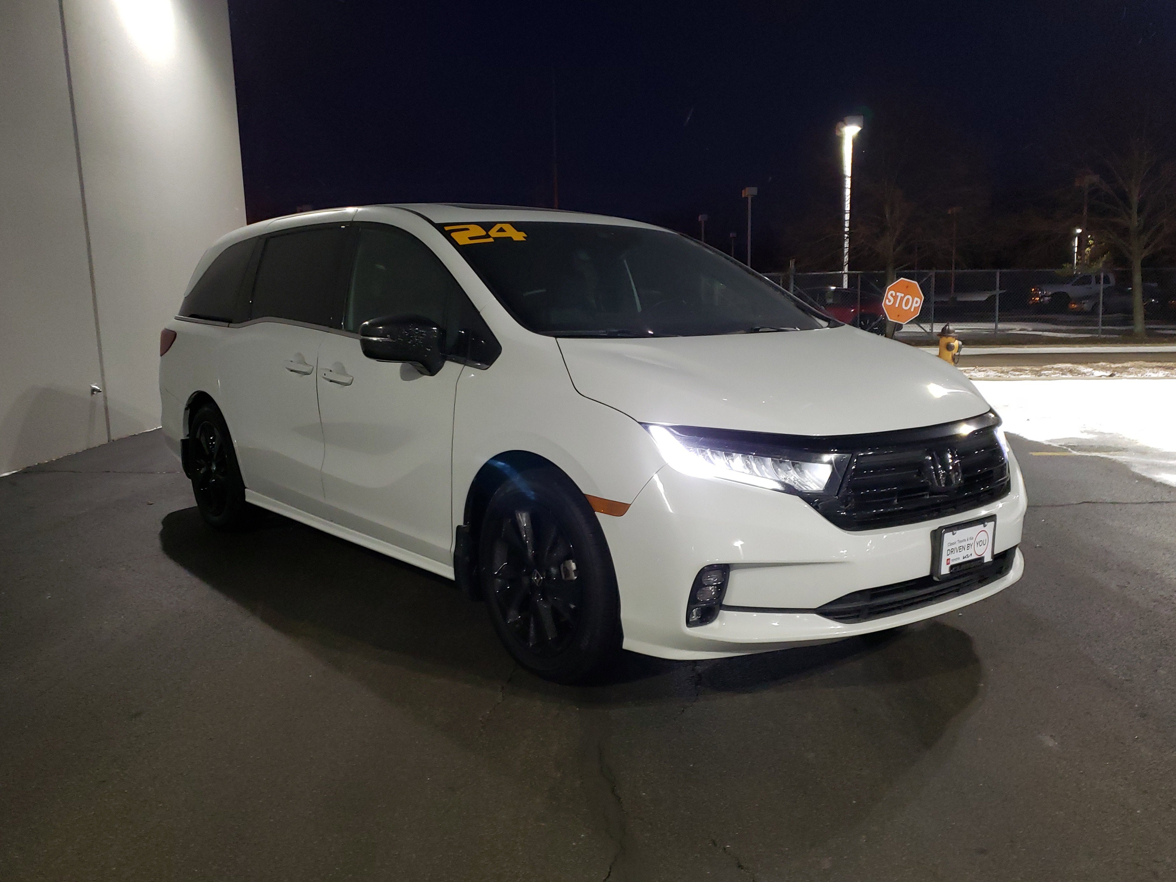 2024 Honda Odyssey Sport