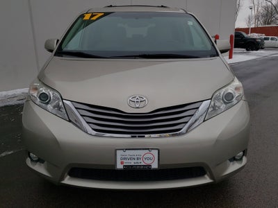 2017 Toyota Sienna XLE