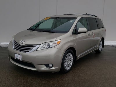 2017 Toyota Sienna XLE