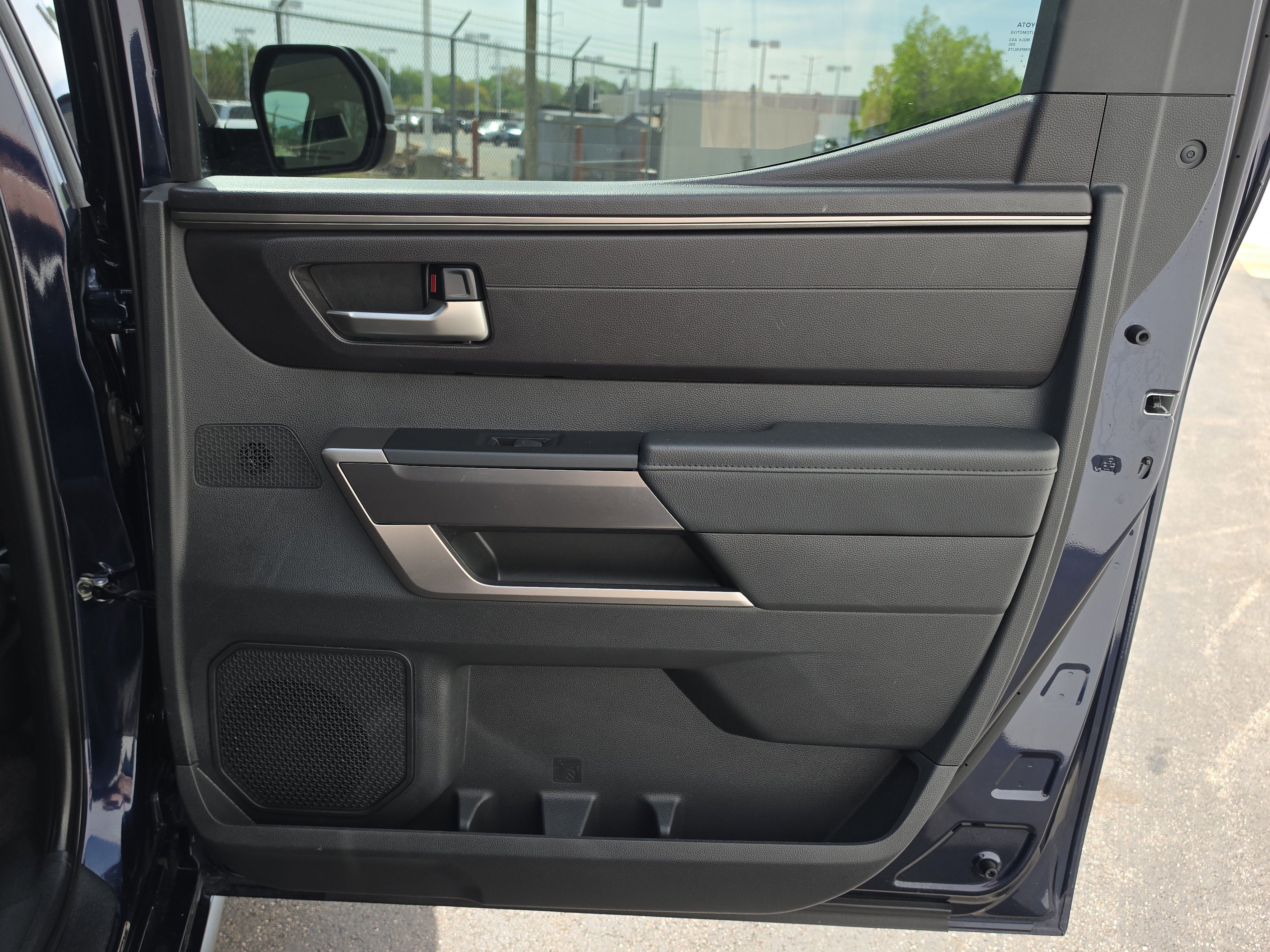2024 Toyota Tundra 4WD SR5