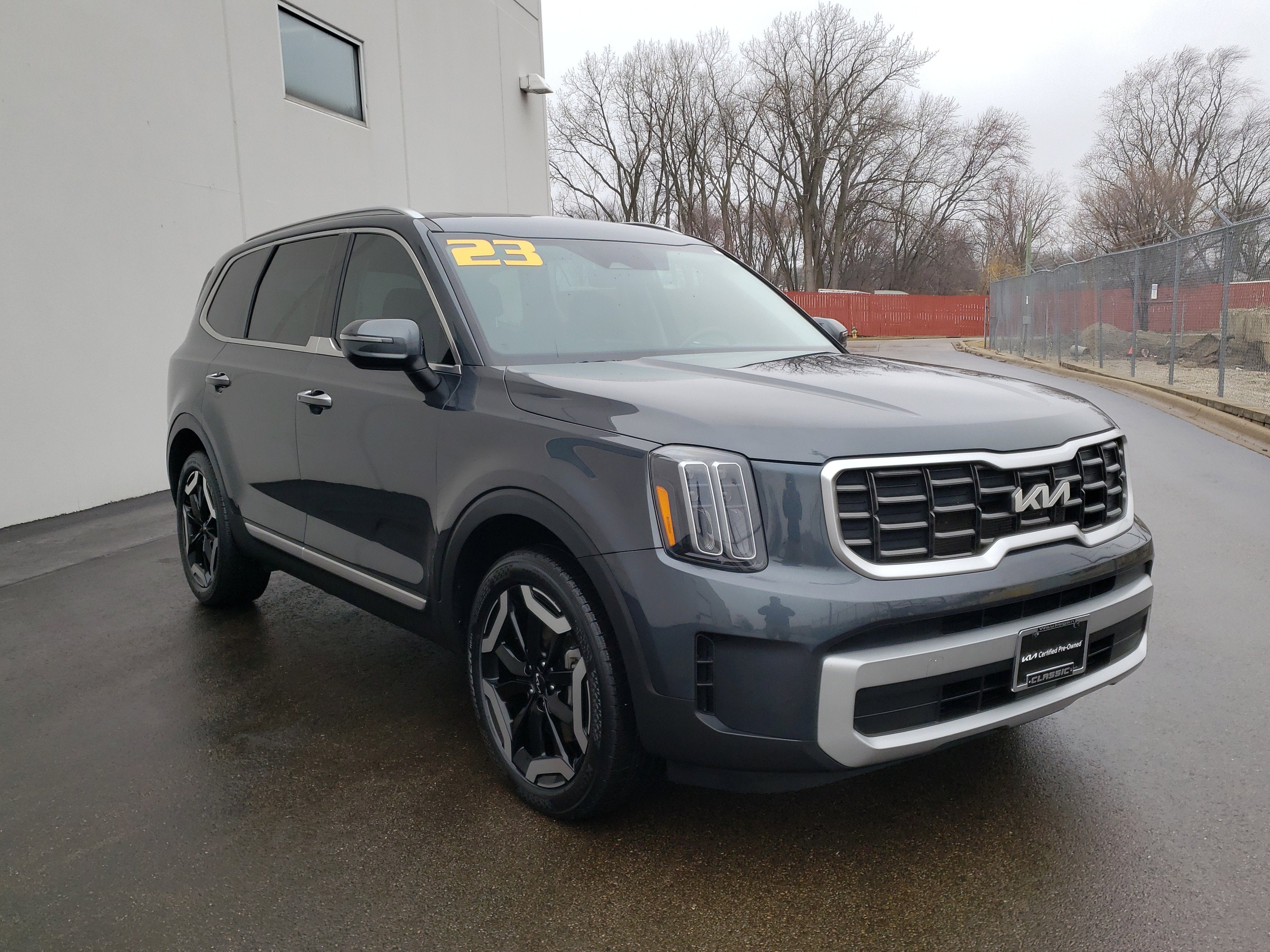 2023 Kia Telluride S