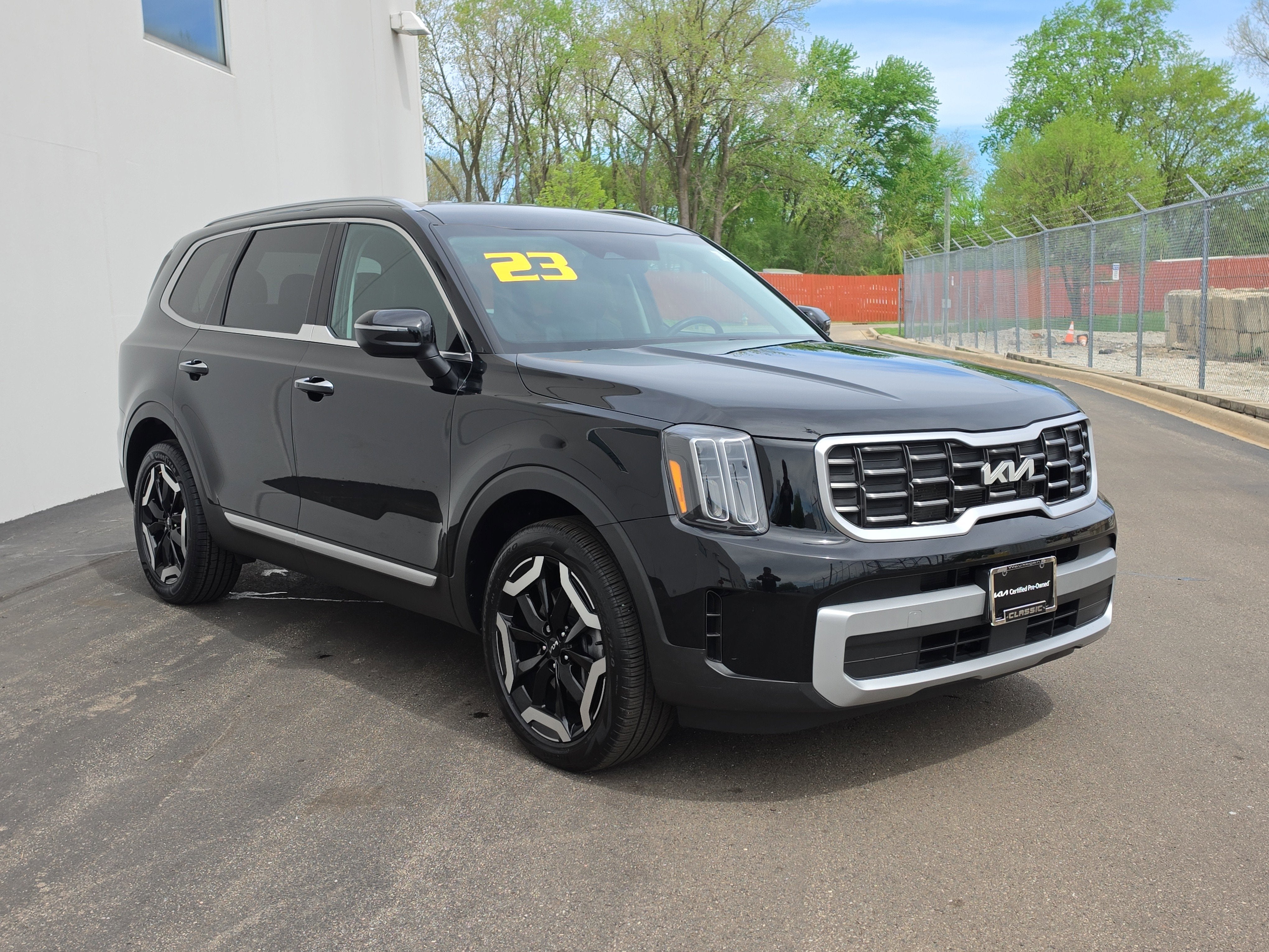 2023 Kia Telluride S