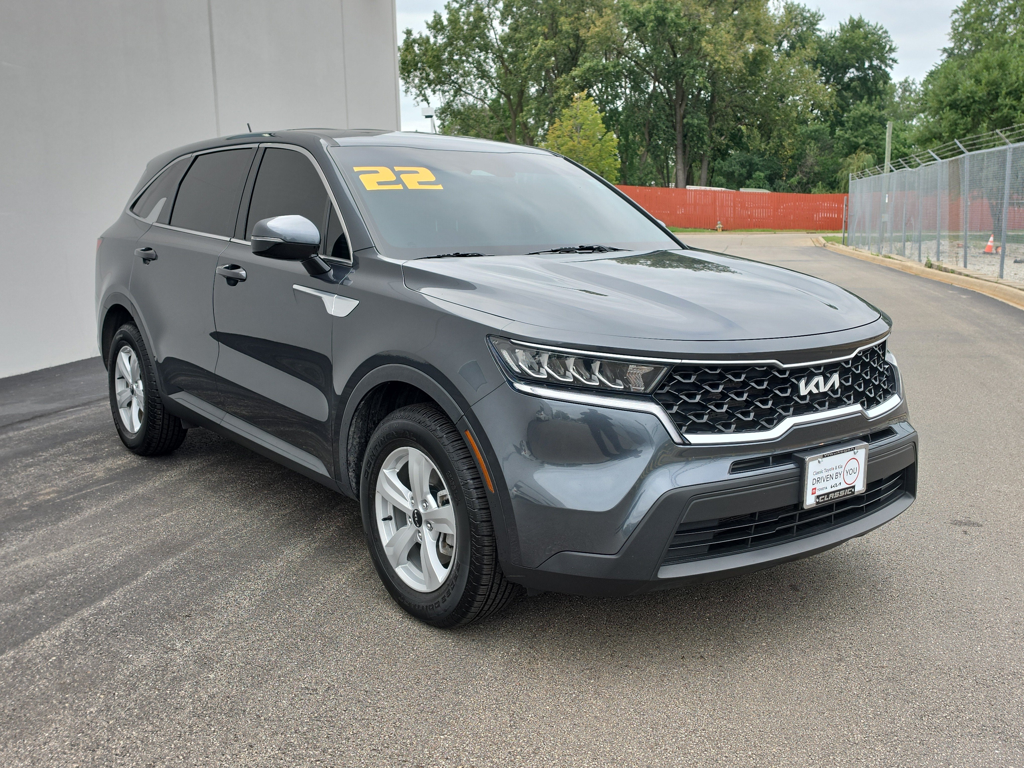 2022 Kia Sorento LX