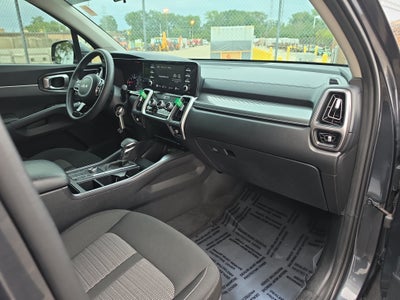 2022 Kia Sorento LX