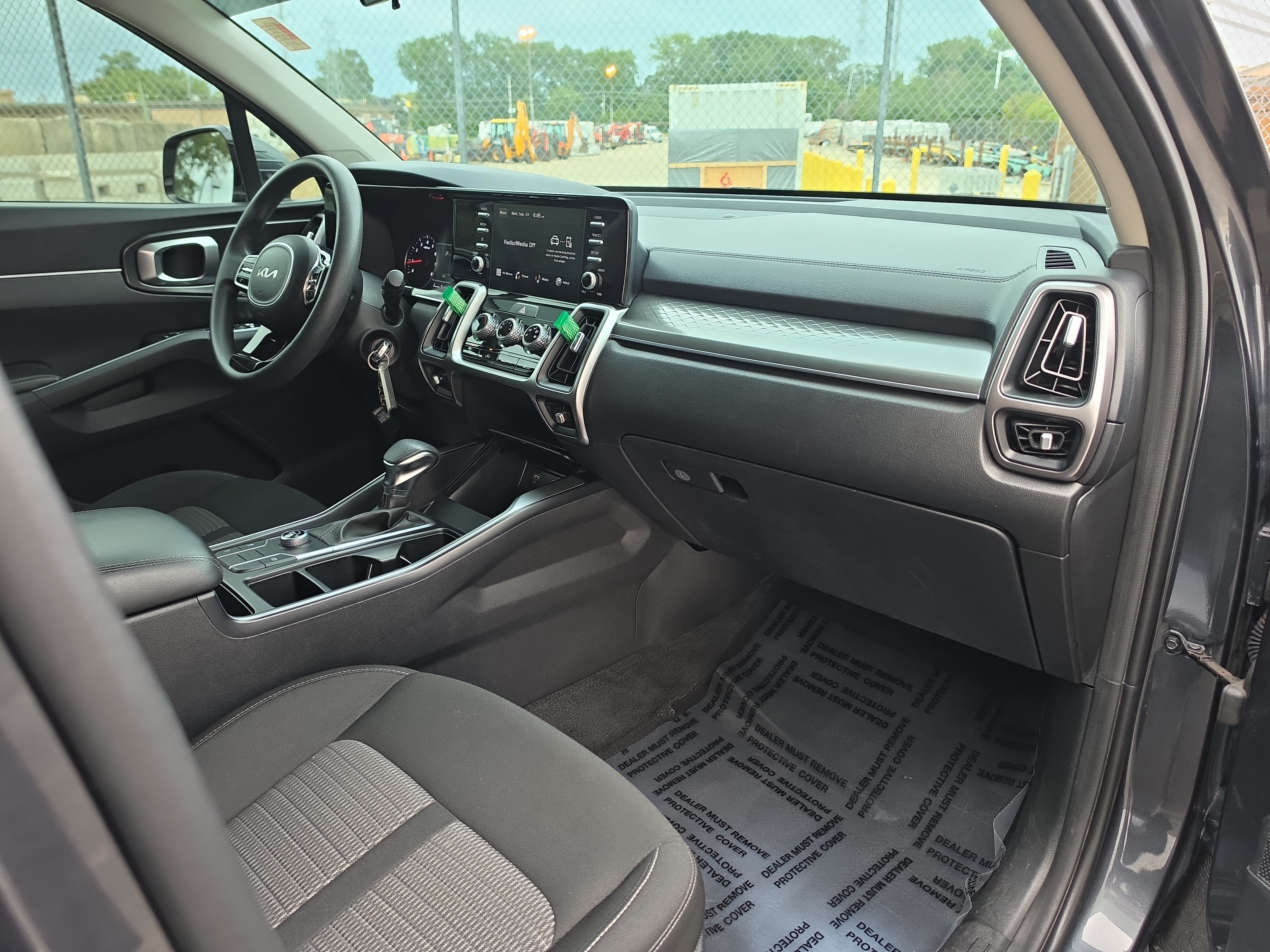 2022 Kia Sorento LX
