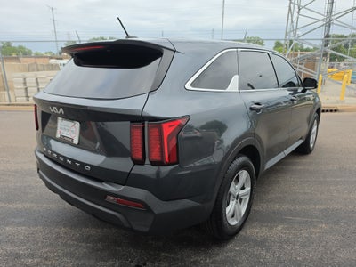 2022 Kia Sorento LX