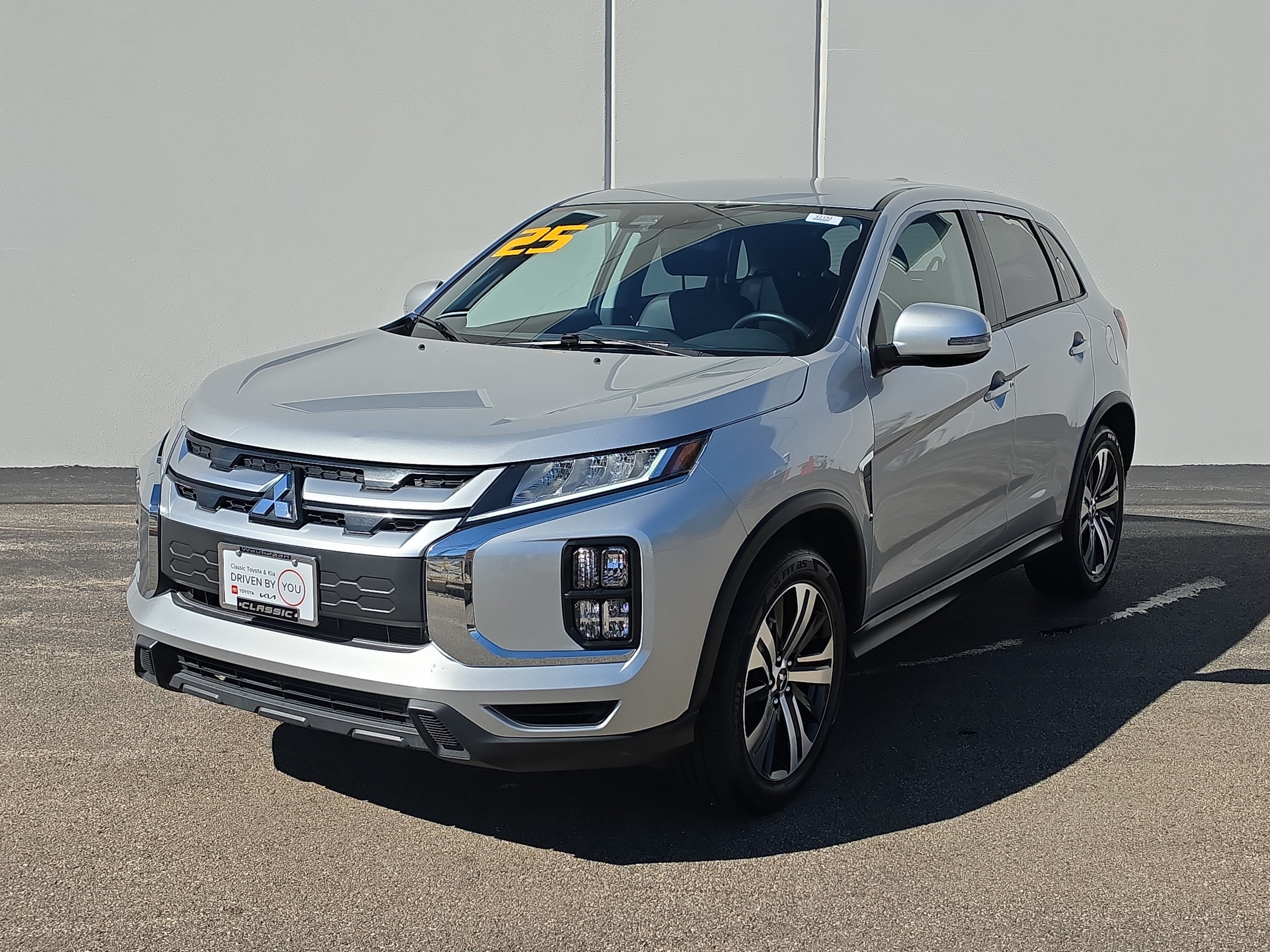 2025 Mitsubishi Outlander Sport SE