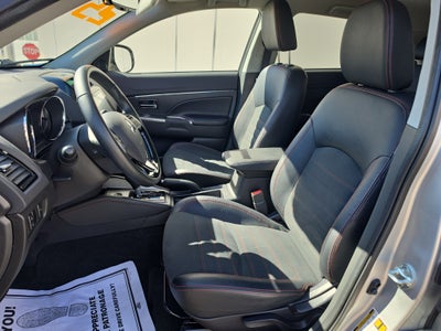 2025 Mitsubishi Outlander Sport SE
