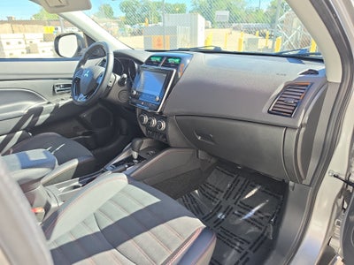 2025 Mitsubishi Outlander Sport SE