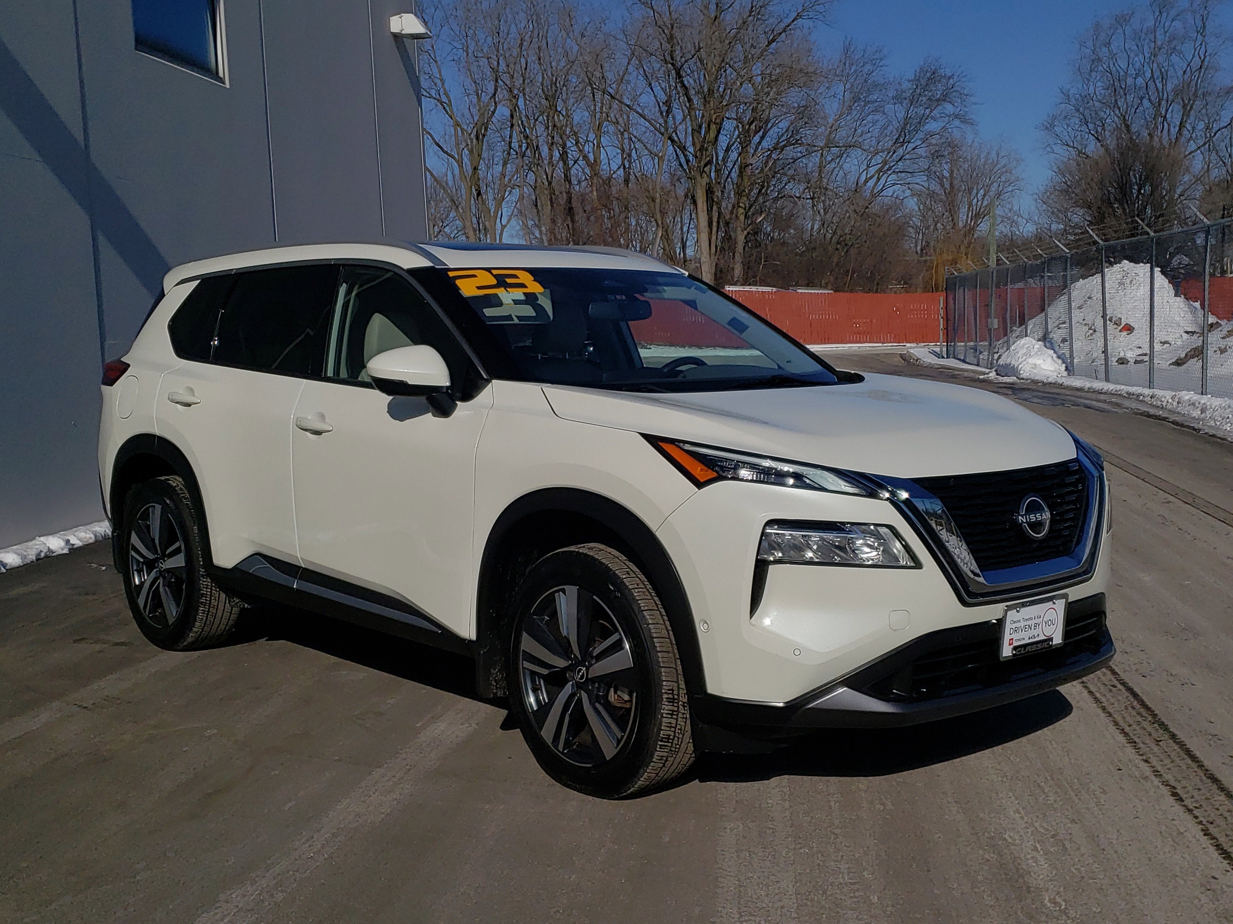 2023 Nissan Rogue SL