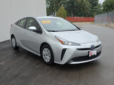 2022 Toyota Prius LE