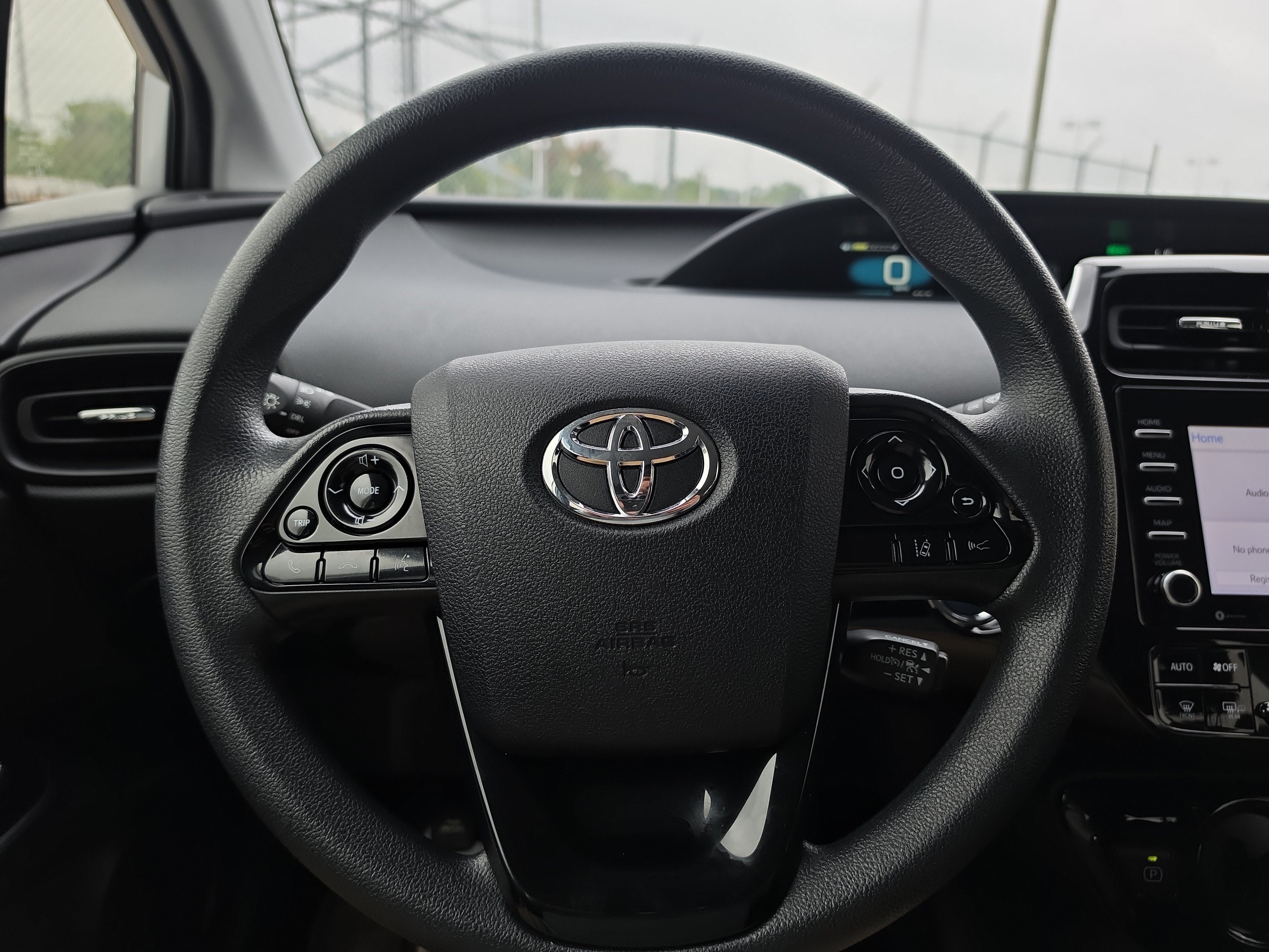 2022 Toyota Prius LE