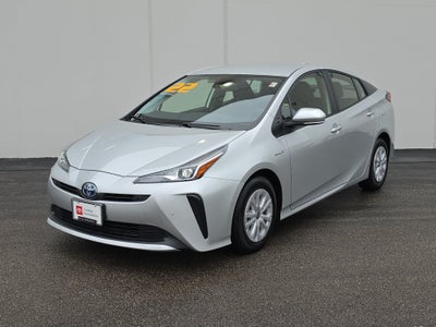 2022 Toyota Prius LE