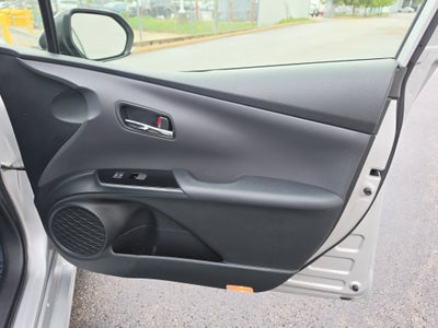 2022 Toyota Prius LE