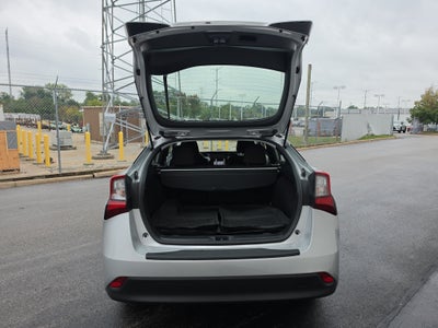 2022 Toyota Prius LE