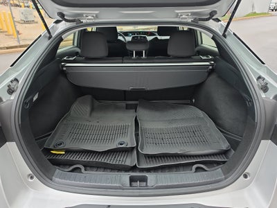 2022 Toyota Prius LE