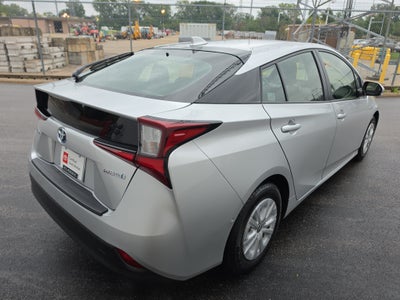 2022 Toyota Prius LE