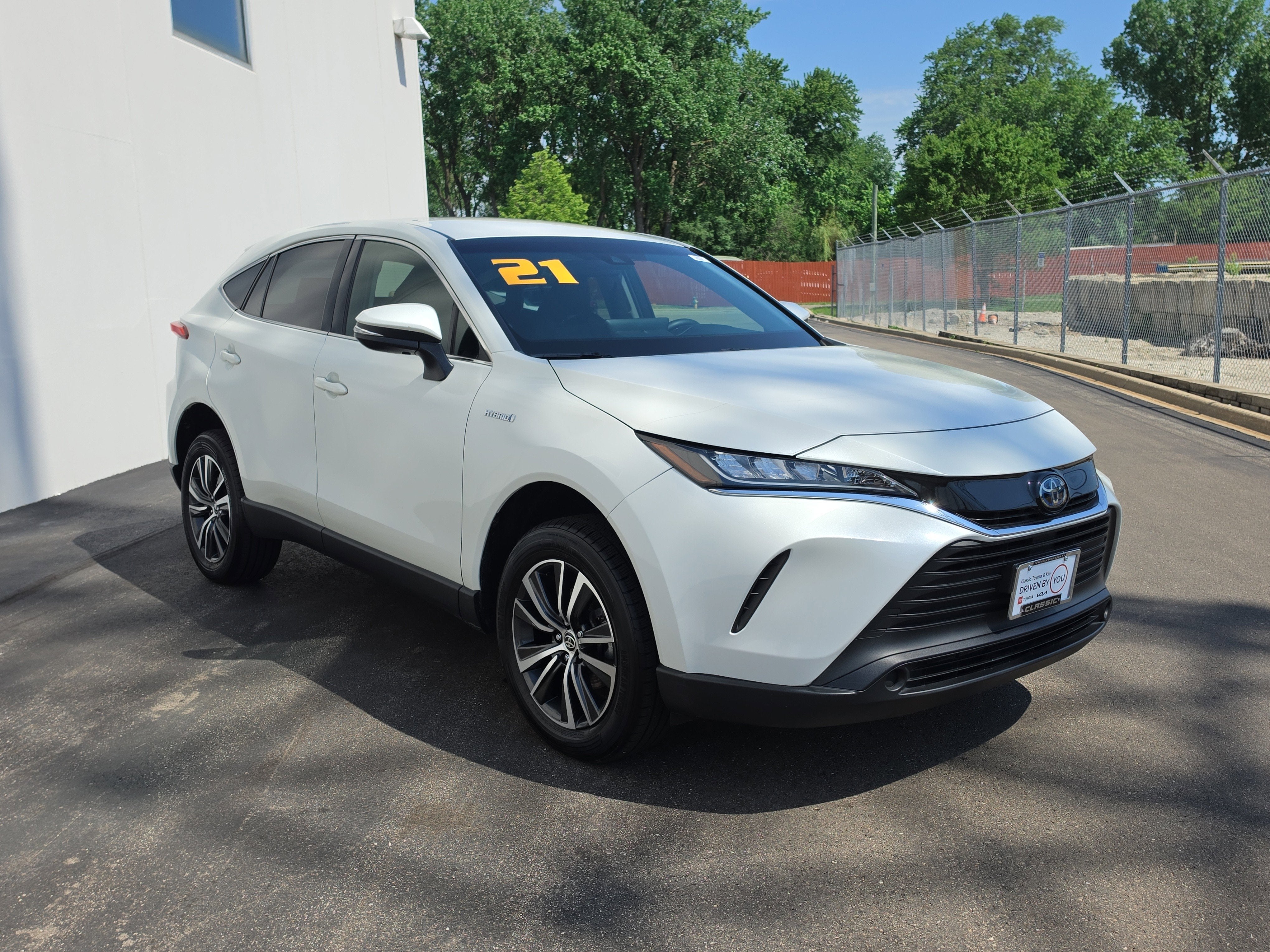 2021 Toyota Venza LE
