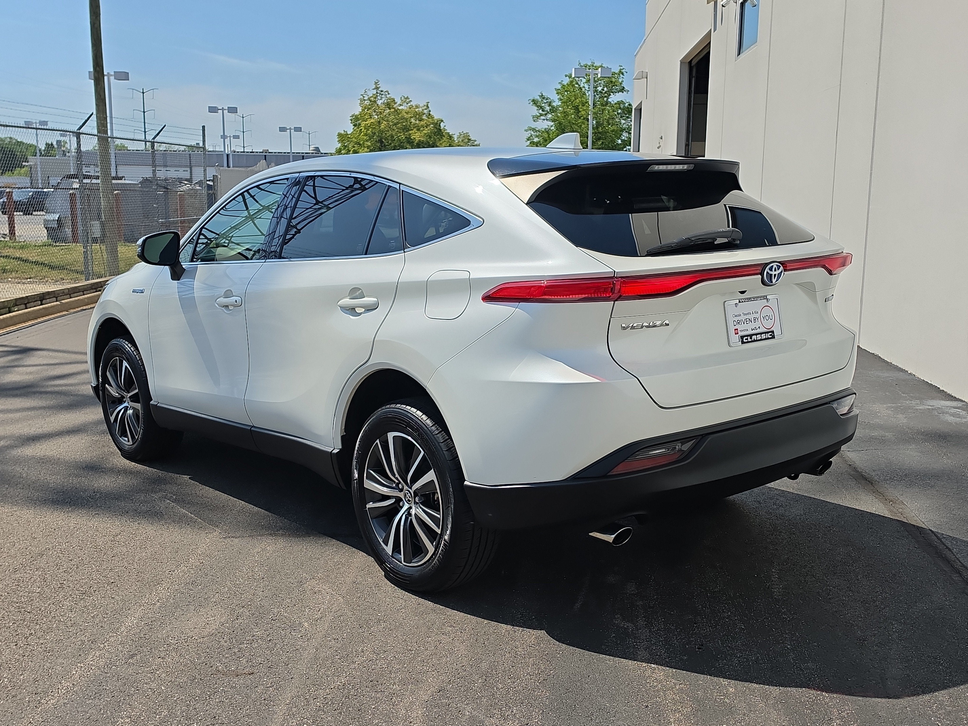 2021 Toyota Venza LE