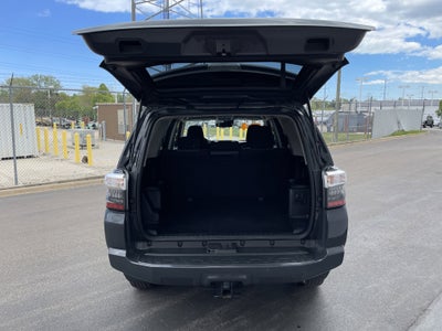 2024 Toyota 4Runner SR5