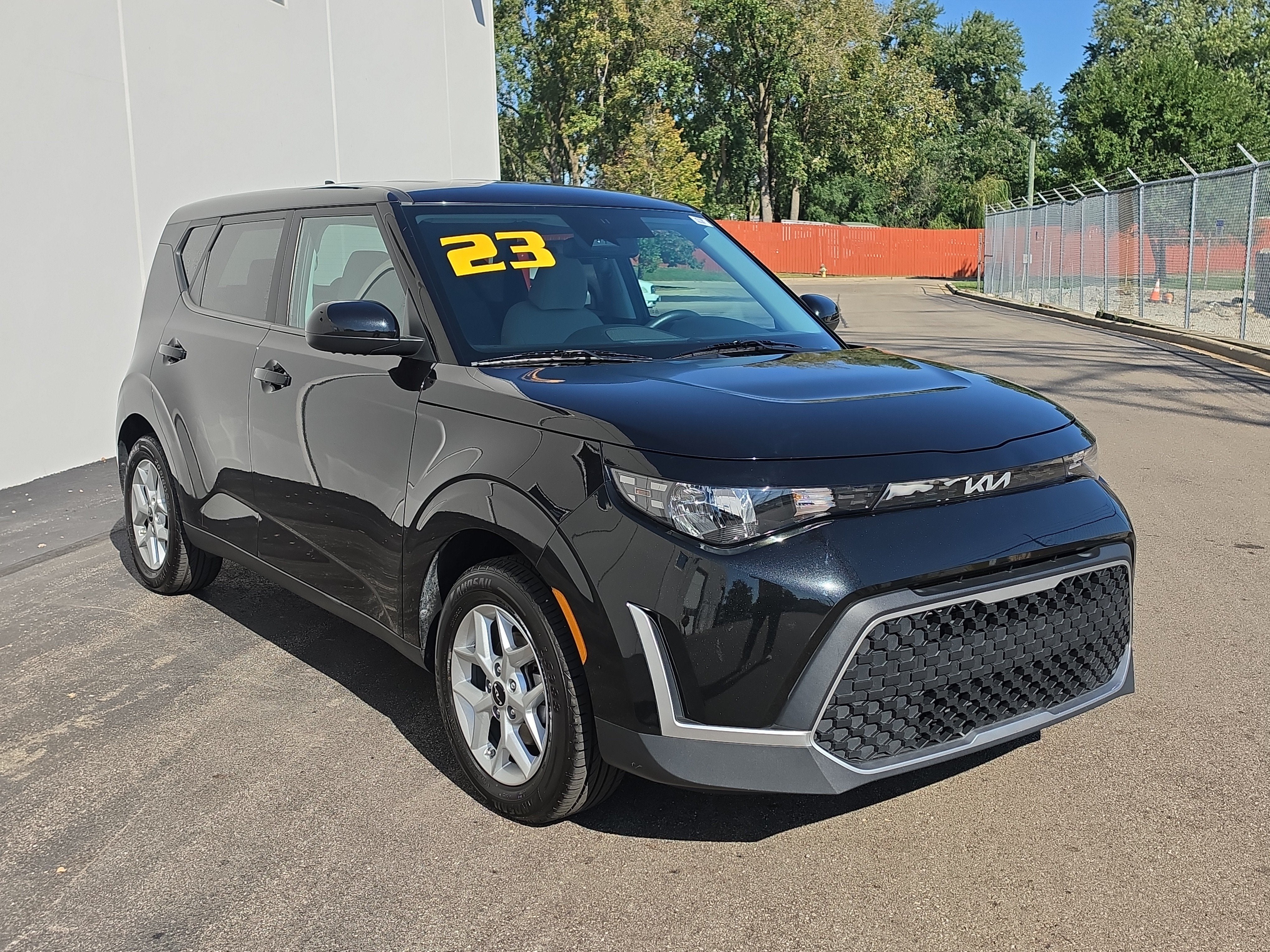2023 Kia Soul LX