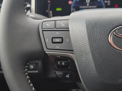 2026 Toyota Camry SE AWD