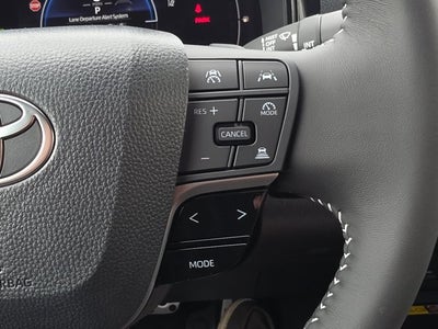 2026 Toyota Camry SE AWD