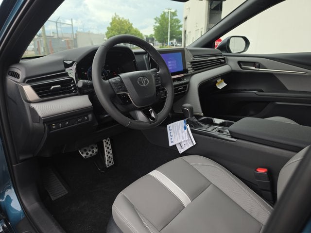 2026 Toyota Camry SE AWD