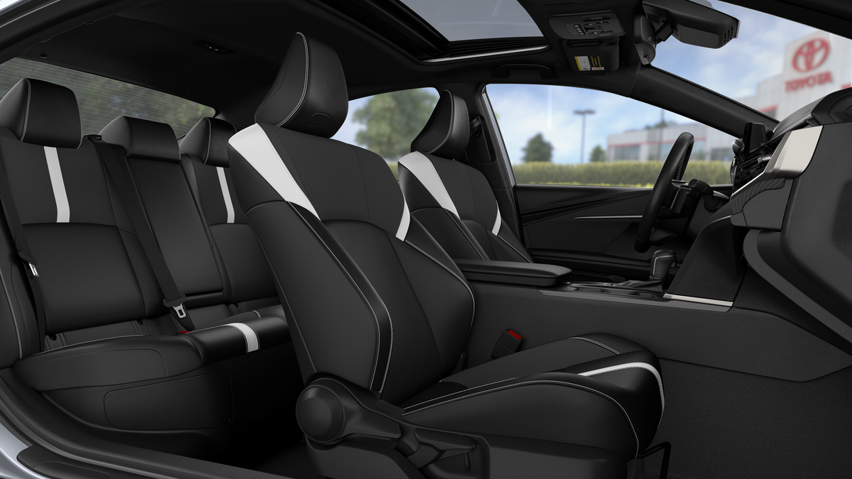 2026 Toyota Camry SE AWD