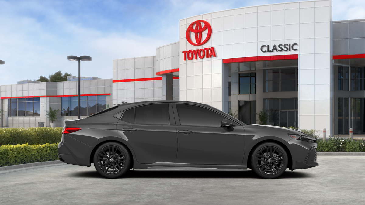 2026 Toyota Camry SE AWD