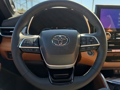 2026 Toyota Highlander Platinum