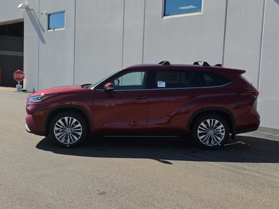 2026 Toyota Highlander Platinum