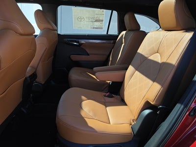2026 Toyota Highlander Platinum