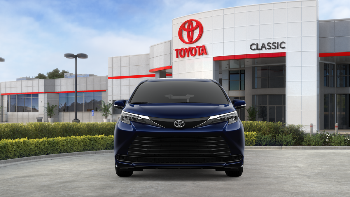 2026 Toyota Sienna LE