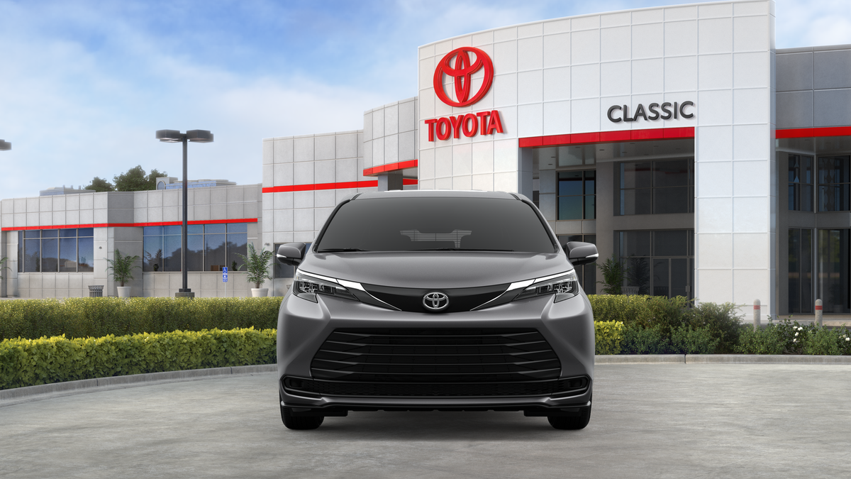 2026 Toyota Sienna LE
